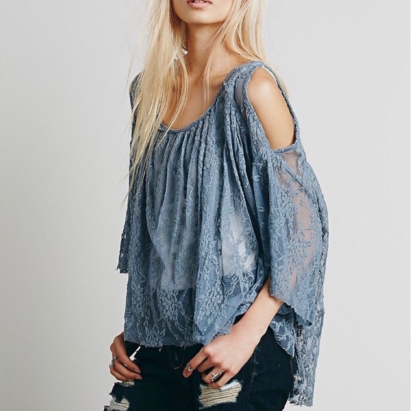 Free People Tops - Free People ‘Lost in Austin’ Cold Shoulder Top